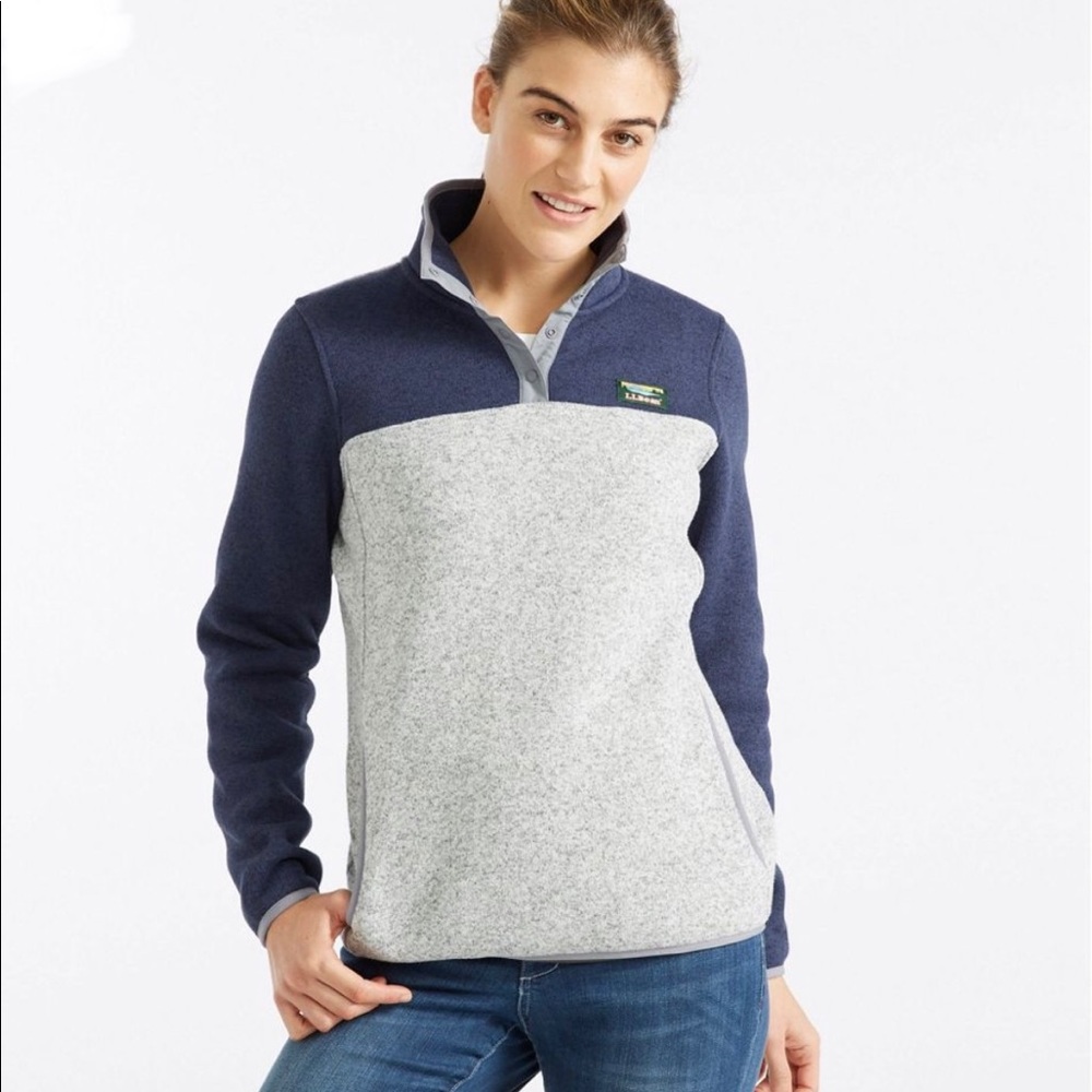 LL Bean women pullover sweatshirt